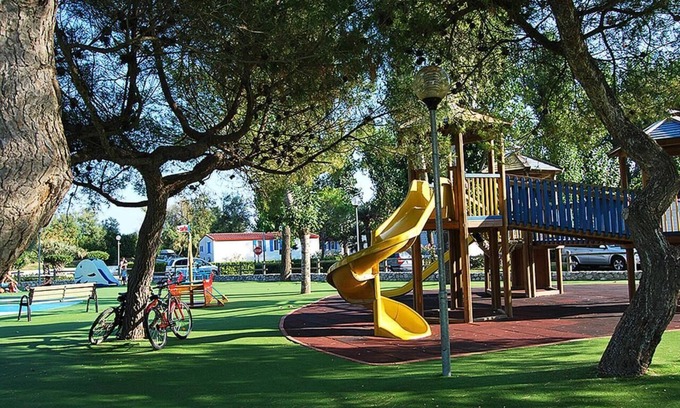 Lignano Riviera House | Vacation village Pino Mare Mobilehome Gold for 6 people