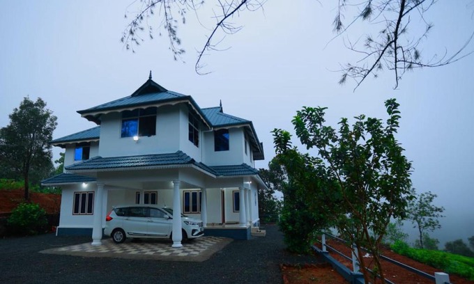 Elappara Villa | Vagamon Hill Palace Resort