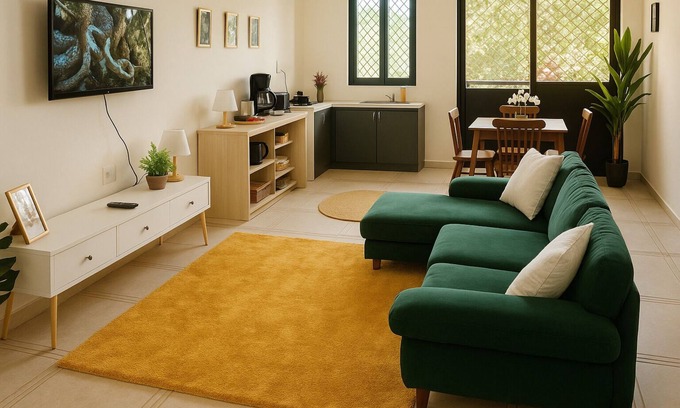 Downtown Apia Apartment | Vailoa 2bdrm,Kitch, washer/dryer, AC,WiFi, 5min to Apia town, sleeps 2 to 7pple