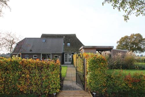 Municipality of Midden-Drenthe Bed & Breakfast | Vakantiehuis Bed en Breakfast in de Tuin