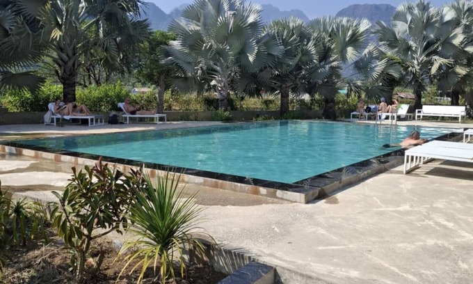 Vang Vieng Hotel | VangVieng Elegance Boutique Resort