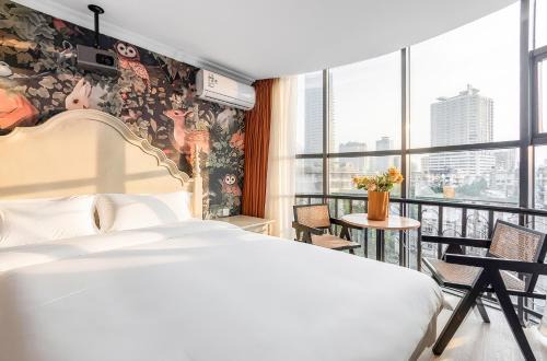 Beijing Road Apartment | Vanhome Guangzhou , Step Out to Beijing Road Pedestrian Street , Gongyuanqian & Beijing Road Metro - Canton Fair