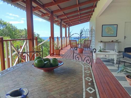 Saint-Philippe Bed & Breakfast | Vanille & Goyavier