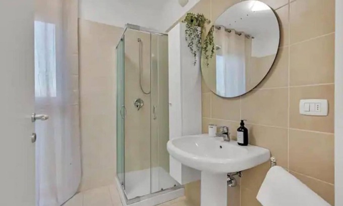 Lambrate House | "Velum" Large Open Space with Car Box and Terrace