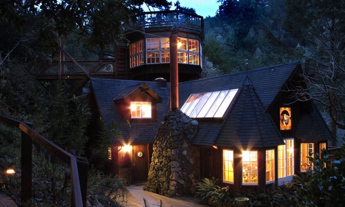 Point Reyes Station House | Very Unique Private Home-Close to Point Reyes National Seashore-San Francisco