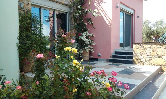 Kompi Villa | VIGLA The peaceful secret