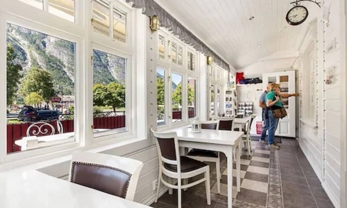 Eidfjord House | Vik Pensjonat og Hytter