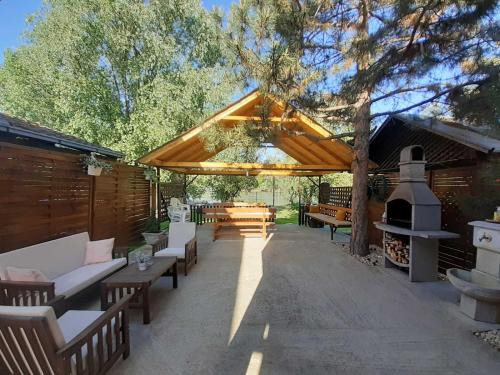 Petrovaradin House | Vikendica DUNAV