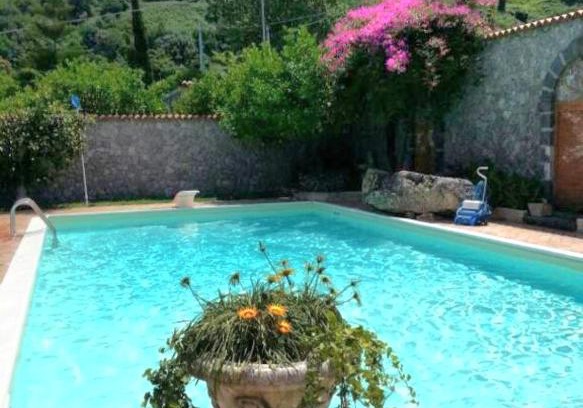 Sant'Egidio del Monte Albino Apartment | Villa le Favole Apartments