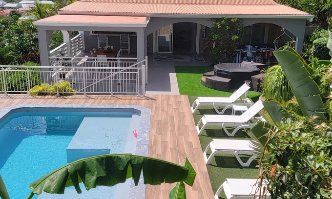 Concordia Villa | Villa à la française