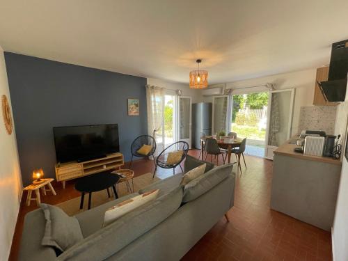 Saint-Palais-sur-Mer Villa | Villa 2 plages avec jacuzzi privée à 600m de la plage