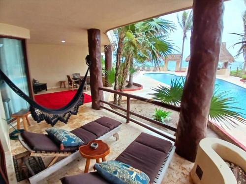 Majahual Apartment | Villa 301, Ground floor, Oceanfront!