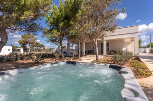 Torre San Giovanni Villa | villa Alba chiara sul mare