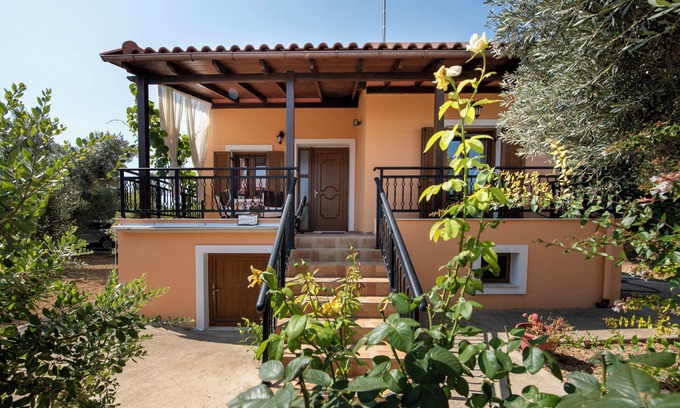 Asteri Villa | Villa Afroditi - Spend your vacations in Cretan nature!