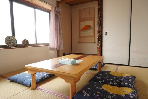 Takehara House | Villa alive