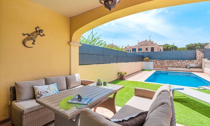 Maioris Decima Villa | Villa 'Alma Azul' with Private Pool, Terraces & Wi-Fi