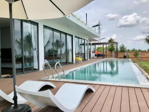 Central Mui Ne Beach Villa | Villa Amanda - Sea view - Private swimming pool 70 M2