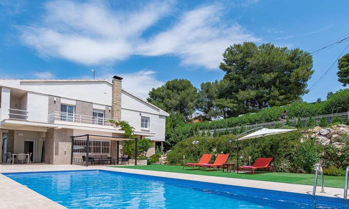 El Vendrell Villa | Villa Ametllers with private pool