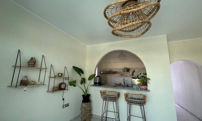 Dahar Apartment | Villa Anna & Snake - One-Bedroom Apartment with Sea View and Terrace