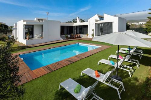 Sant Jordi de Ses Salines Villa | Villa Anur