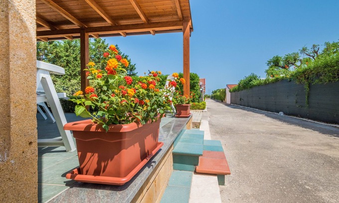 Gorgo Lungo Villa | Villa attached to the sea, 4 beds