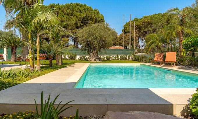 Arenella Villa | Villa Bali with Pool by Wonderful Italy