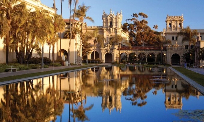 North Park Villa | Villa Barajas - Modern, Romantic Suite Near Park, Zoo, Coronado Island