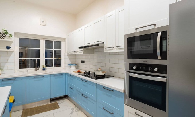 Vagator House | Villa Bauhinia - 5bhk With Pool 10 Mins to Beach