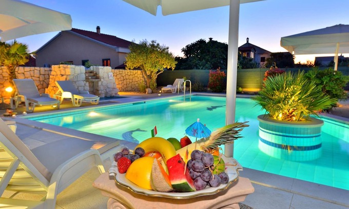 Zadar Villa | villa-dalmatina-zadar with pool