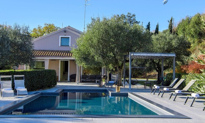 Chiesanuova Villa | Villa Delle Ginestre 9+2, Emma Villas