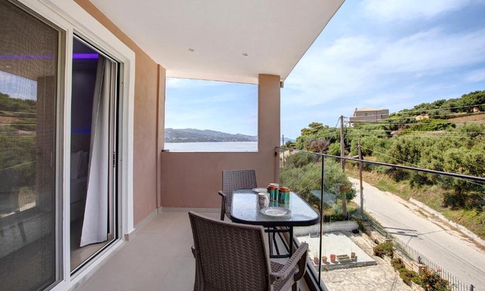 Alikanas Apartment | Villa Dionysia Studio S8