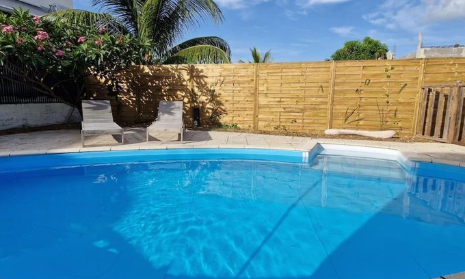 Port-Louis Villa | Villa Eden, à 400 mètres de la plage du Souffleur
