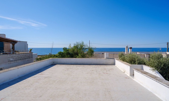 Punta Prosciutto Villa | Villa "Elena" with Sea View, Terrace & A/C
