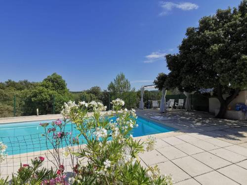 Saint-Jean-du-Pin Villa | VILLA FAMILIALE, PISCINE, VUE IMPRENABLE -en été la location est de samedi à samedi-