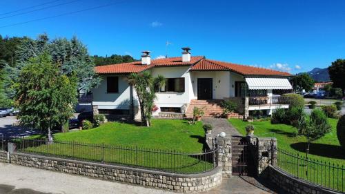 Raffa Villa | Villa Fiorita a Puegnago - BGL