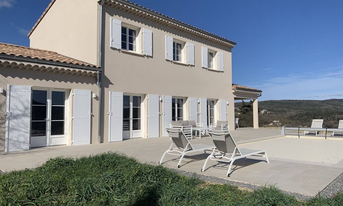 Saint-Andre-de-Cruzieres Villa | Villa Avec vue Imprenable Entre les Gorges de L'ardèche et les Cevennes