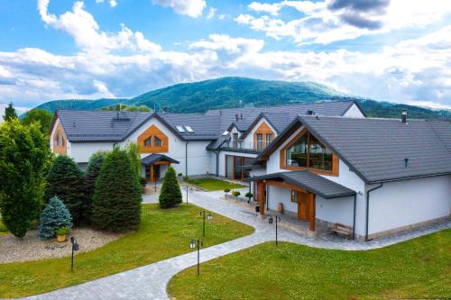 Kobiernice House | Villa & Gospoda Krakowska