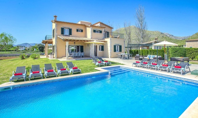 Les Palmeres Villa | Villa Hort de Siller by Villa Plus