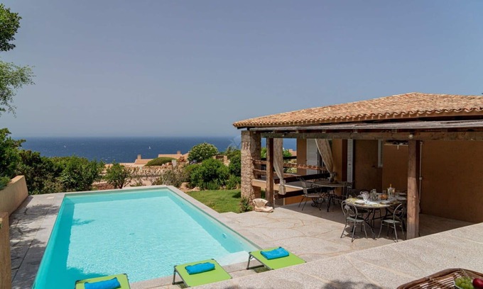 Costa Paradiso Villa | Villa in Costa Paradiso with 5 bedrooms sleeps 10