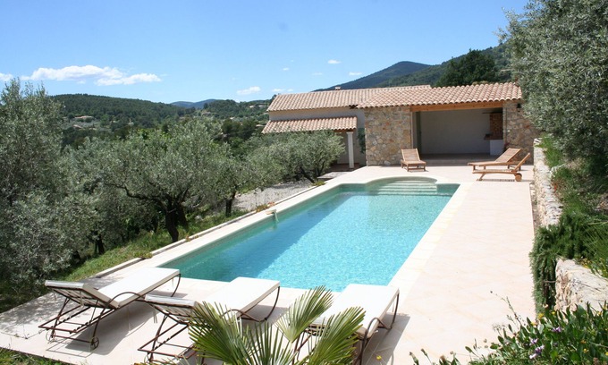 Callas Villa | Villa in the heart of an olive grove with swimming pool and jacuzzi