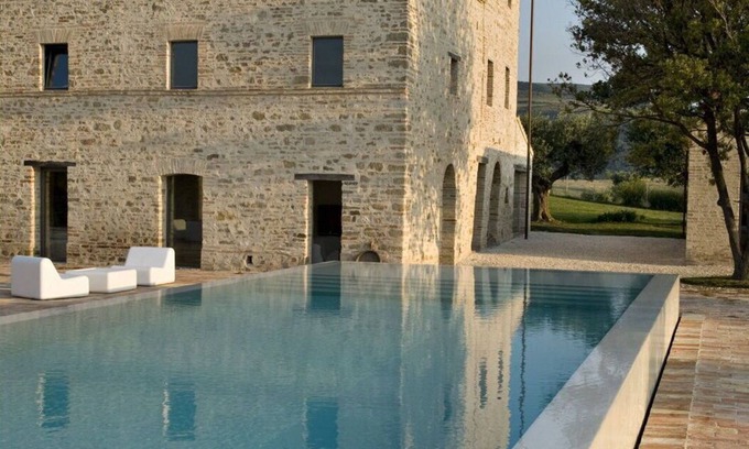 Treia Villa | Villa in Treia with 5 bedrooms sleeps 11