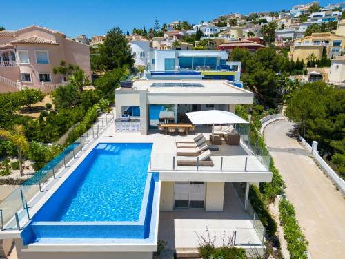 Cumbre del Sol Villa | Villa Iris by Interhome