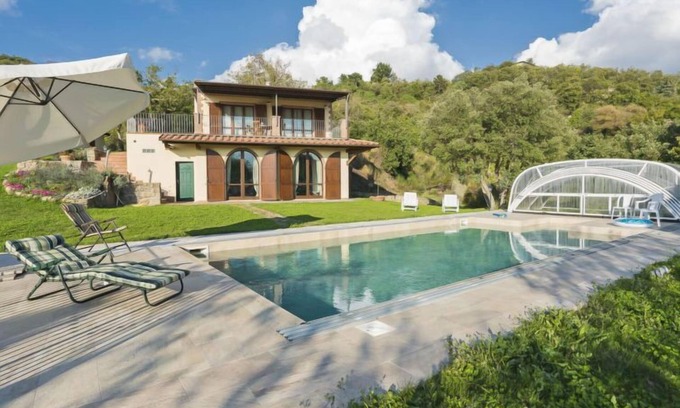 Roccastrada House | Villa la Vena by Interhome