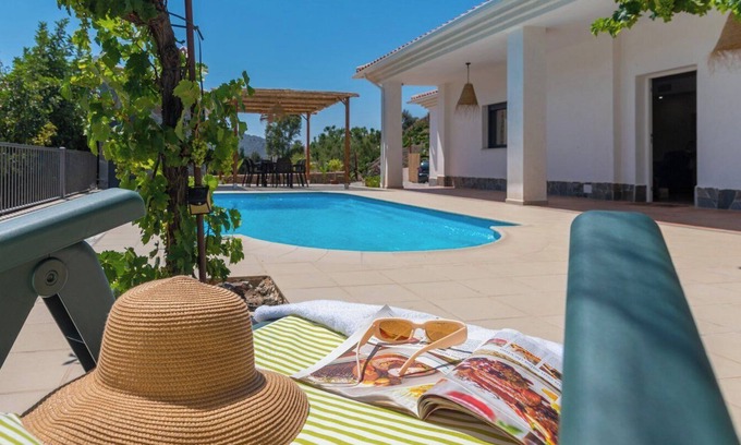 Arenas Villa | Villa Las Viñas Arenas by Ruralidays