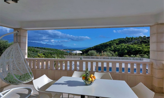 Selca Villa | Villa Lokanjac with pool