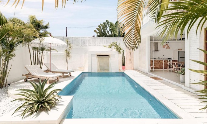 Batu Bolong Villa | Villa Magnolia Bali, Canggu - 2 Bedroom with Pool