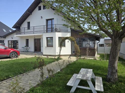 Suceava County House | Villa Magnolia