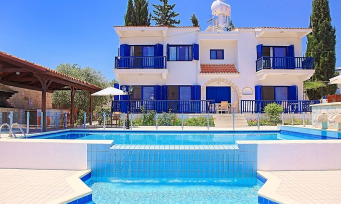 Prodromi Villa | Villa Mandalarosa, Latchi - a villa that sleeps 8 guests in 3 bedrooms