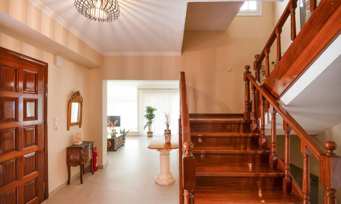 Kato Korakiana Villa | Villa marifei Corfunna luxury villa retreat with bbq, garden and swimming pool