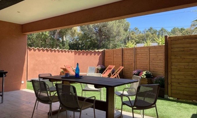 Sainte-Lucie-de-Porto-Vecchio House | Villa "muscari" à 300m de la Plage, 6 Personnes. Jolie Villa Neuve Toute Équipée